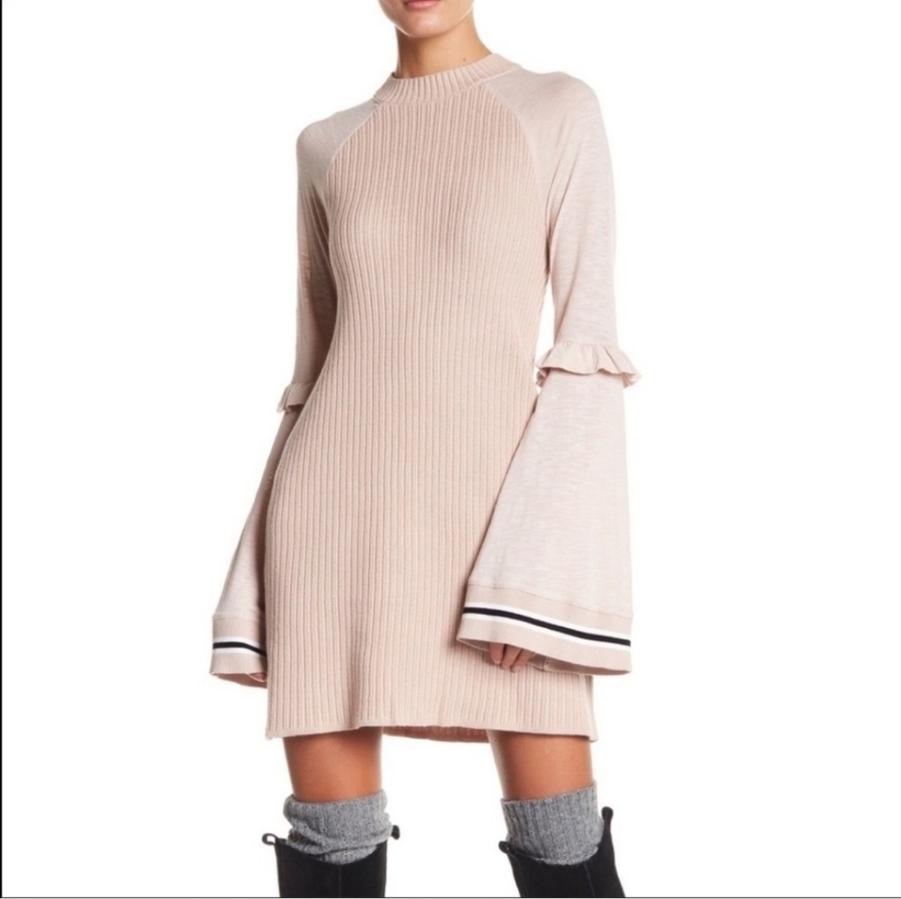 Free People 'Zou Bisou' Bell Sleeve Ribbed Mini Sweater Dress Size XS Nude Rose - Picture 3 of 16